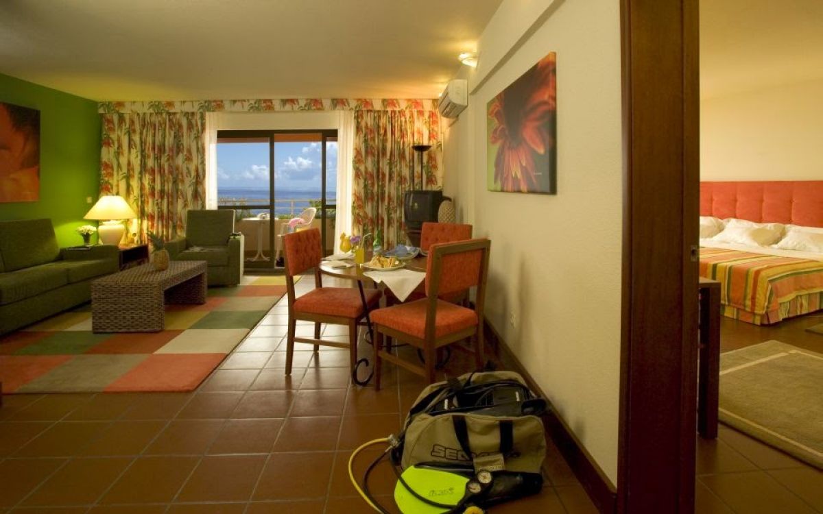 imagini hotel PESTANA BAY